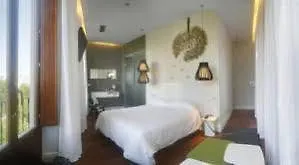 Khu Hotel Granada 3*,